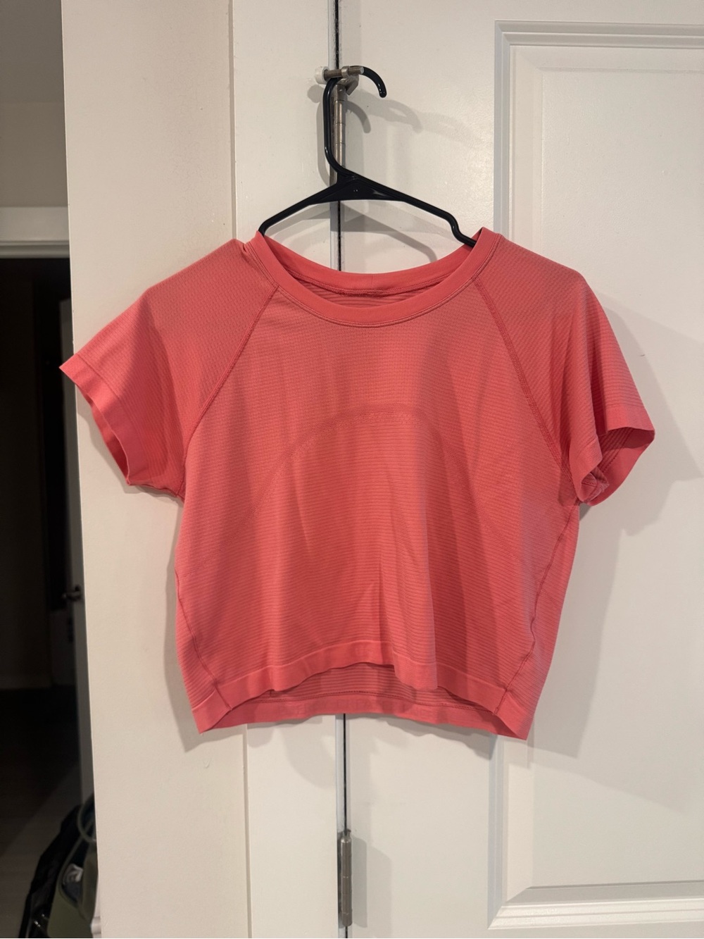lululemon athletica Coral Short Sleeve Performance Tee